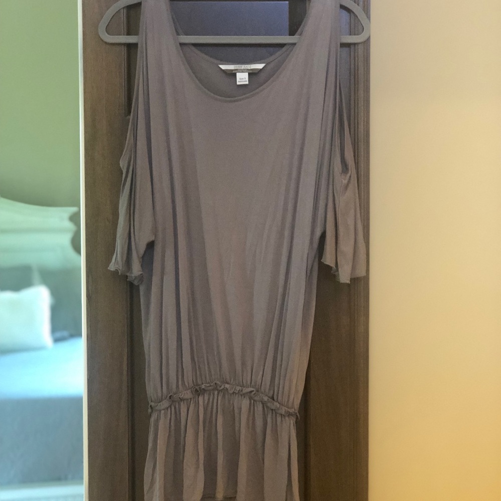 Top - Picture 3 of 3